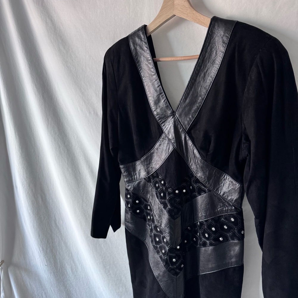 Vintage 1980s EREZ Leather Panel Evening Dress • Black Suede & Velvet • S/M - Picture 4 of 15